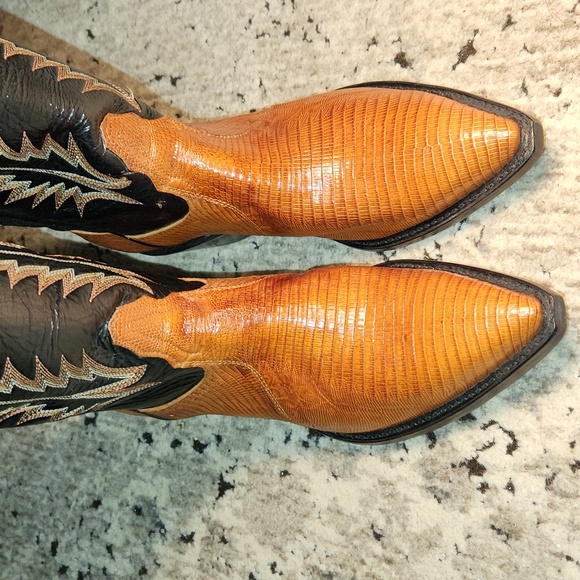 Authentic Tony Lama boots sz.6 m - Picture 3 of 10